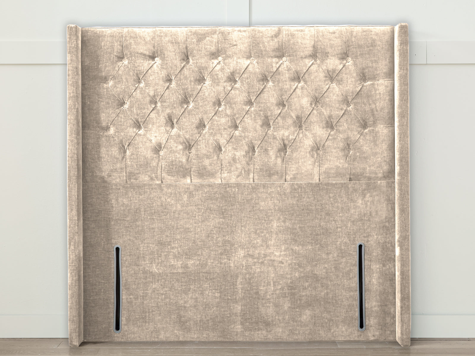 Chesterfield Straight Wing